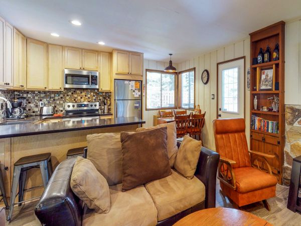 Lake Tahoe North Shore Home 978925