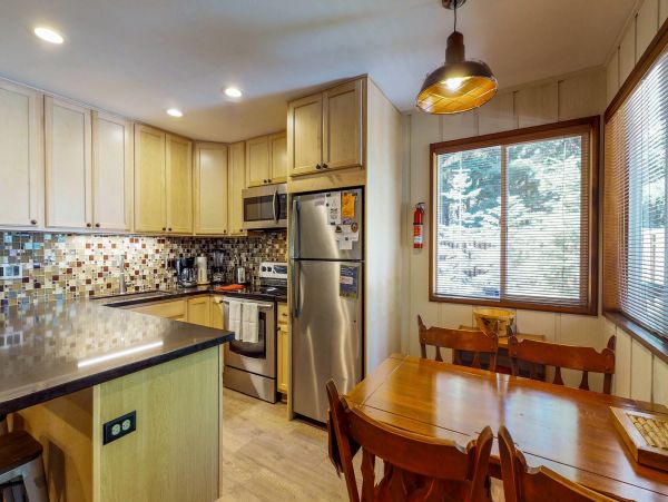 Lake Tahoe North Shore Home 978925