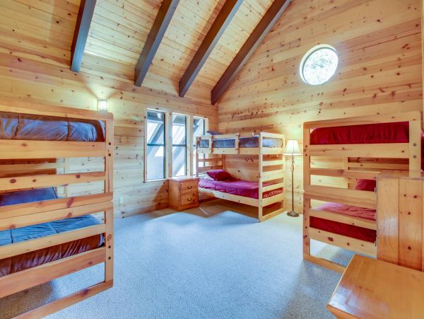 Lake Tahoe North Shore Home 978926
