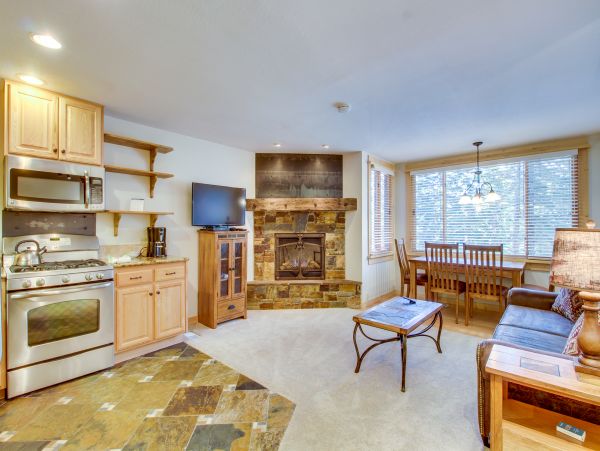 Lake Tahoe North Shore Home 978927
