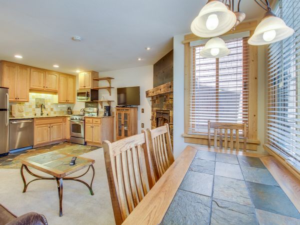 Lake Tahoe North Shore Home 978927
