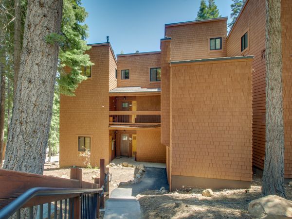 Lake Tahoe North Shore Home 978927