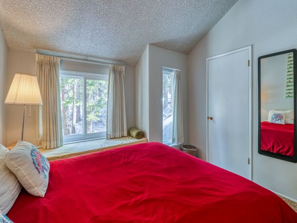 Lake Tahoe North Shore Home 978928
