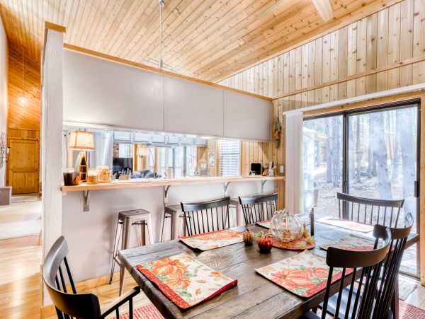 Lake Tahoe North Shore Home 978930