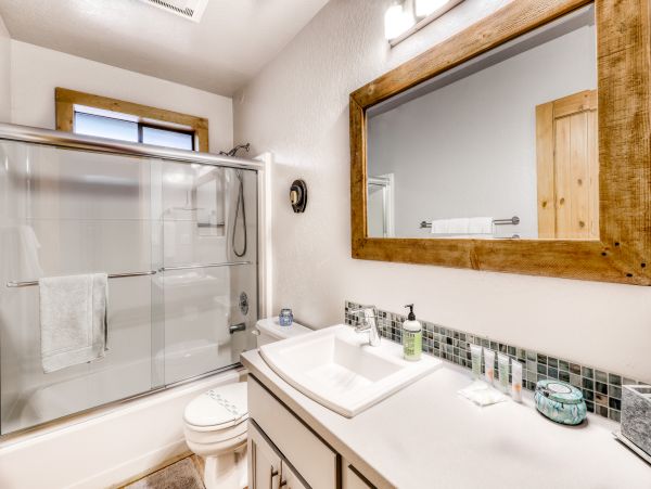 Lake Tahoe North Shore Home 978930
