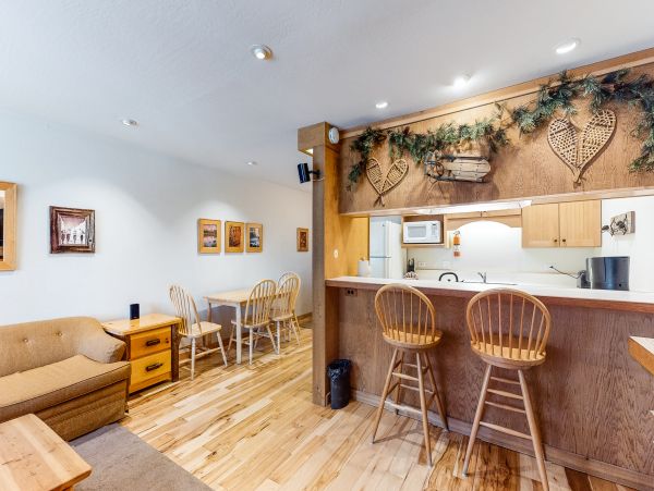 Lake Tahoe North Shore Home 978932