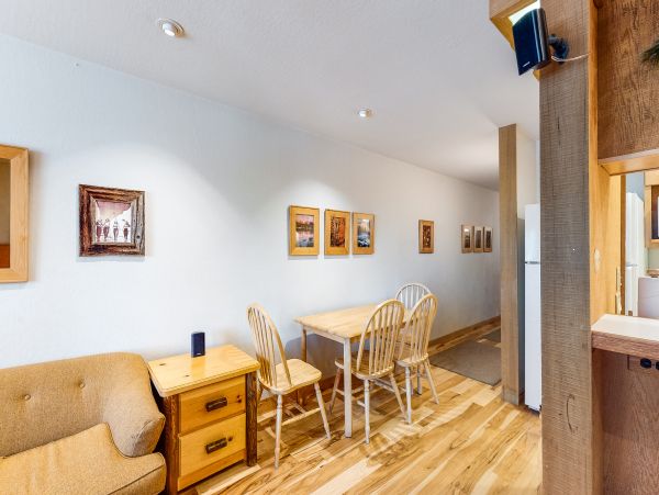 Lake Tahoe North Shore Home 978932