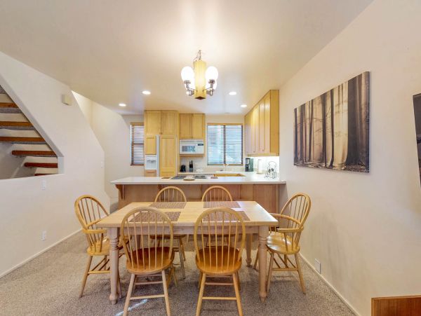 Lake Tahoe North Shore Home 978934