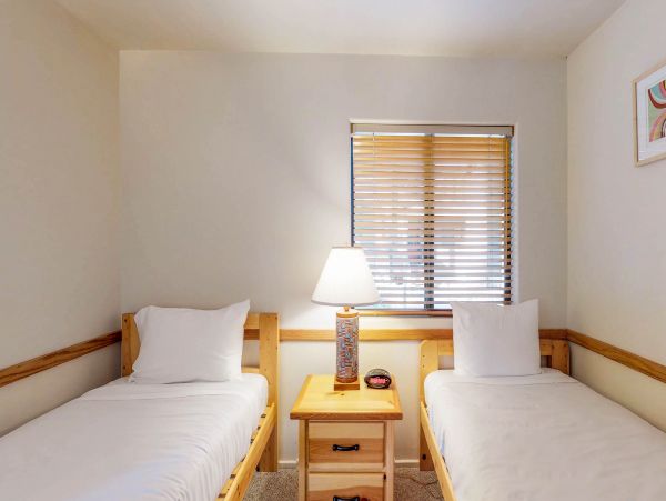 Lake Tahoe North Shore Home 978934