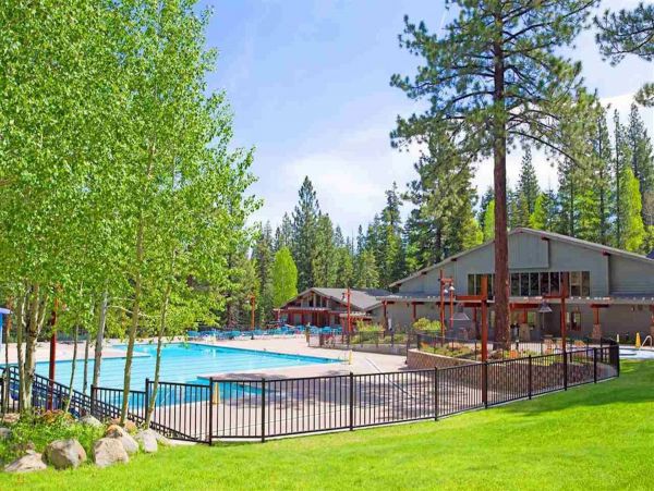 Lake Tahoe North Shore Home 978934