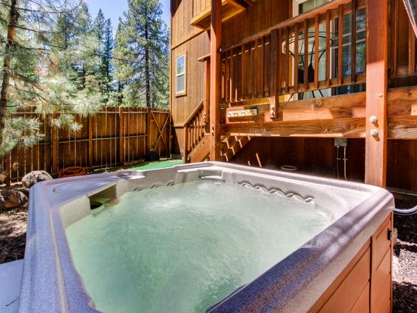Lake Tahoe North Shore Home 978935
