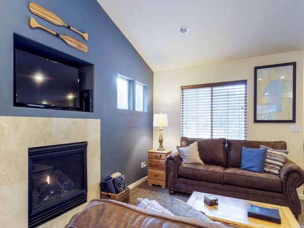 Lake Tahoe North Shore Home 978935