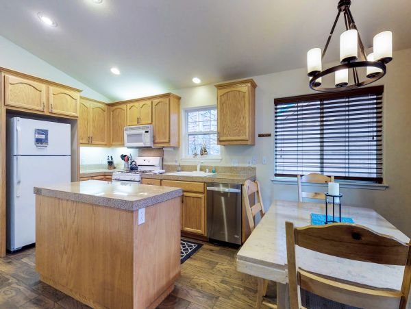 Lake Tahoe North Shore Home 978935
