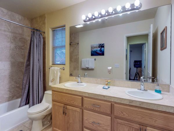 Lake Tahoe North Shore Home 978935