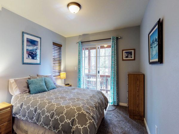 Lake Tahoe North Shore Home 978935