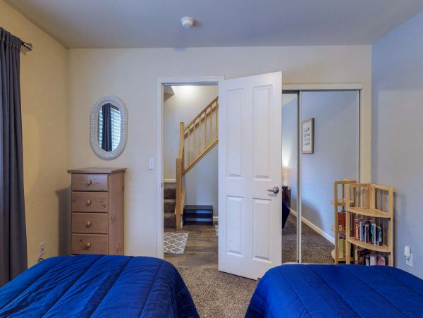 Lake Tahoe North Shore Home 978935