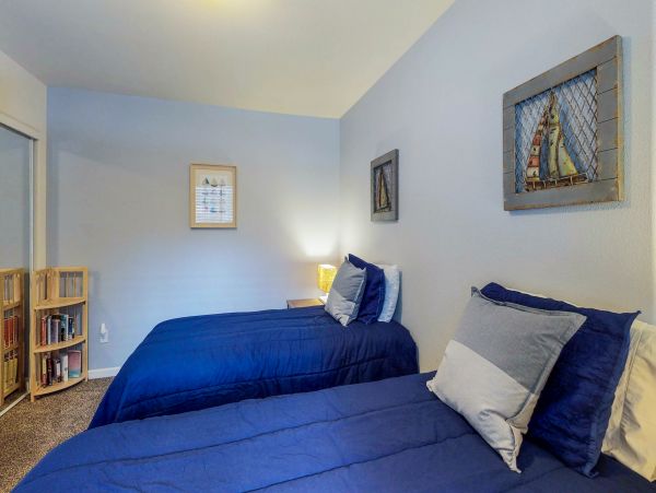 Lake Tahoe North Shore Home 978935