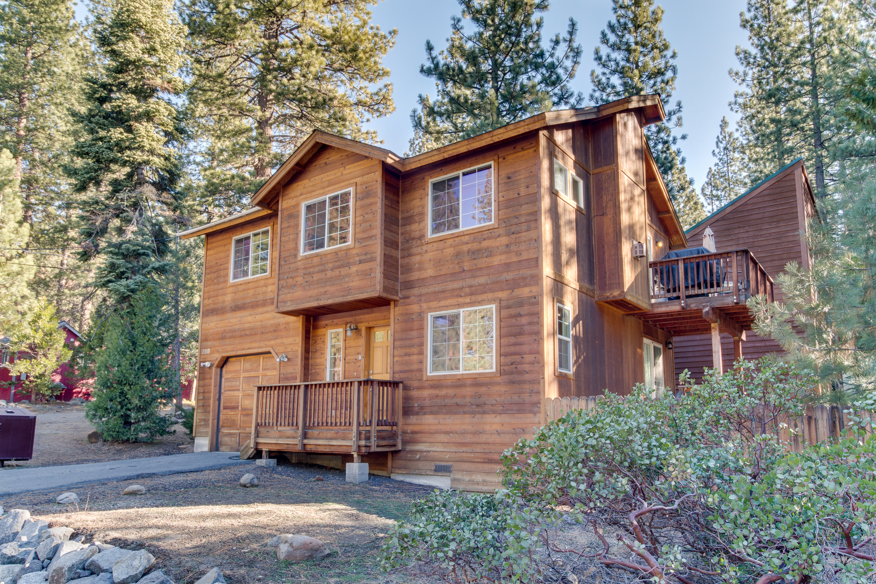 Lake Tahoe North Shore Home 978935