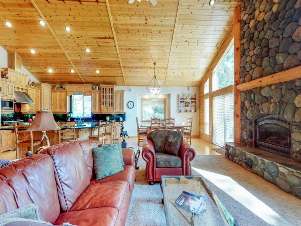 Lake Tahoe North Shore Home 978936