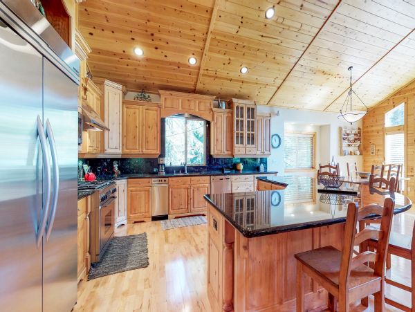 Lake Tahoe North Shore Home 978936