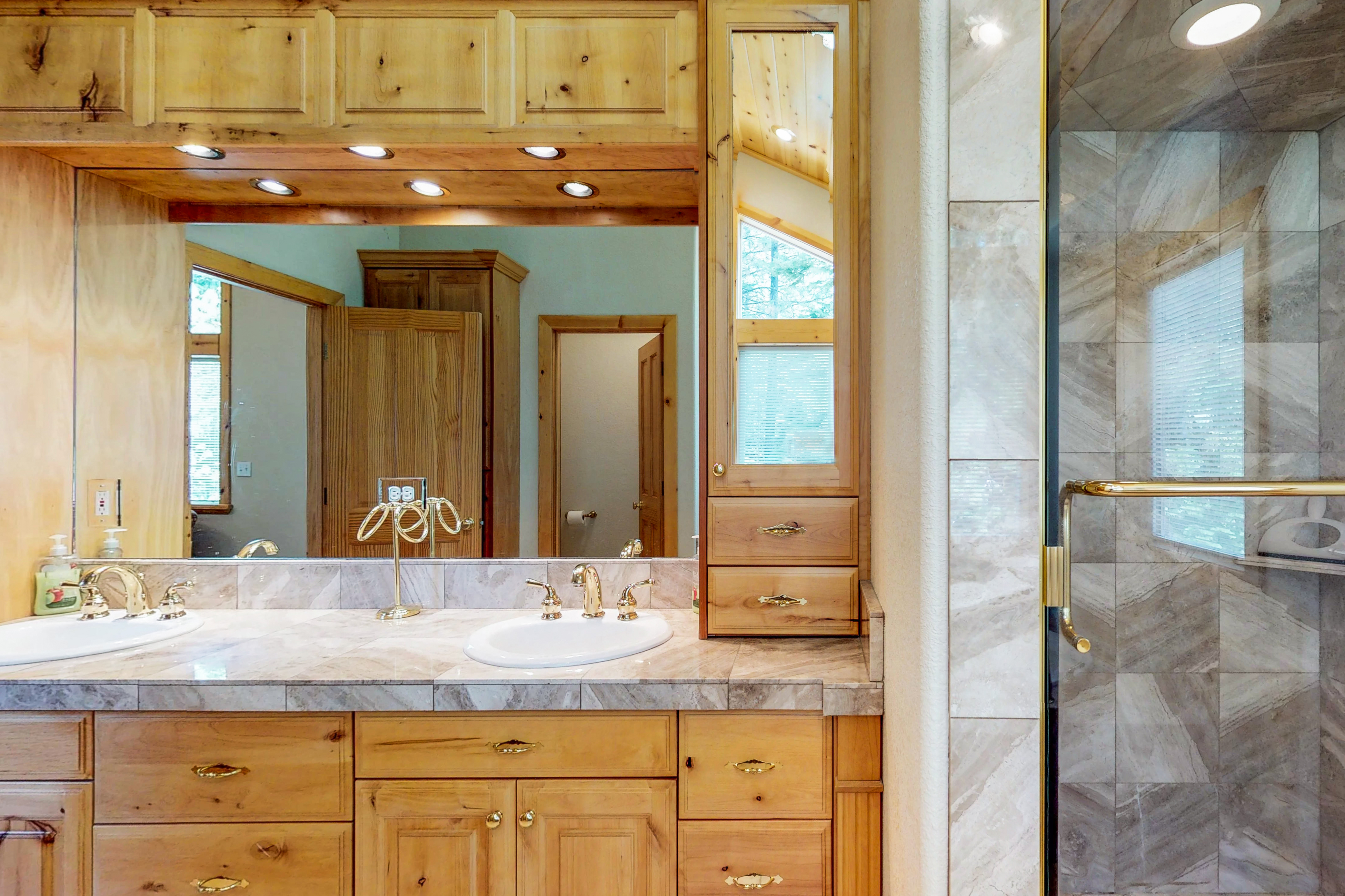 Lake Tahoe North Shore Home 978936