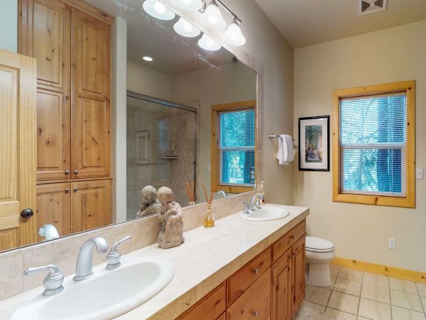 Lake Tahoe North Shore Home 978936