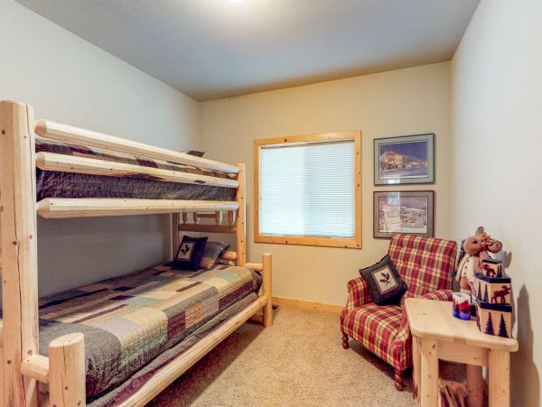 Lake Tahoe North Shore Home 978936