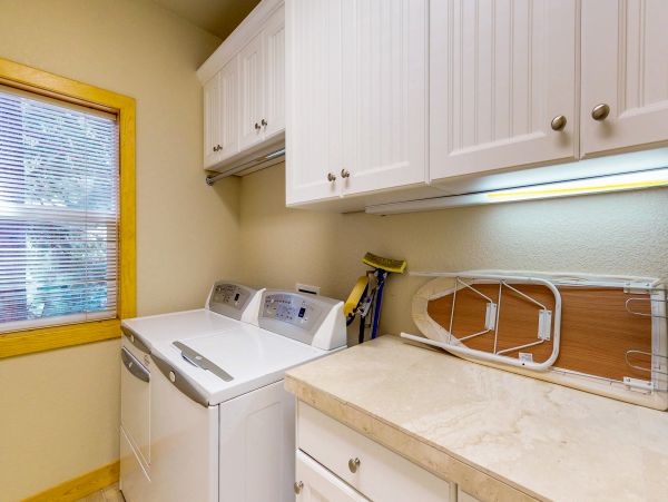 Lake Tahoe North Shore Home 978936