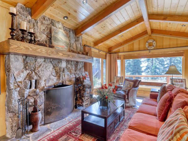 Lake Tahoe North Shore Home 978937