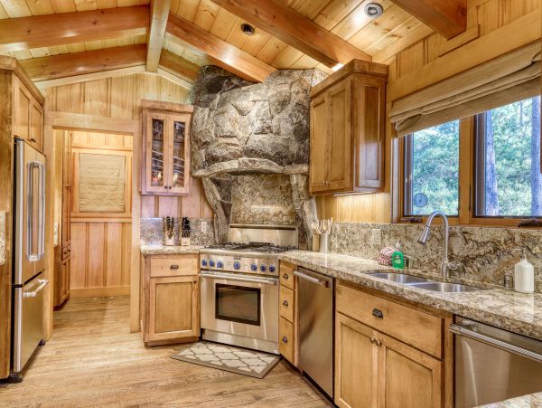 Lake Tahoe North Shore Home 978937