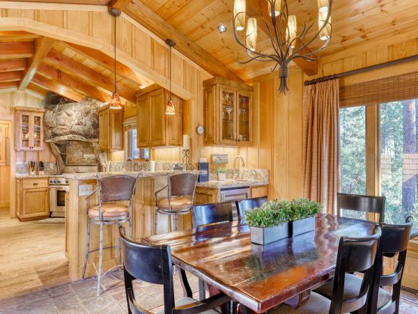 Lake Tahoe North Shore Home 978937