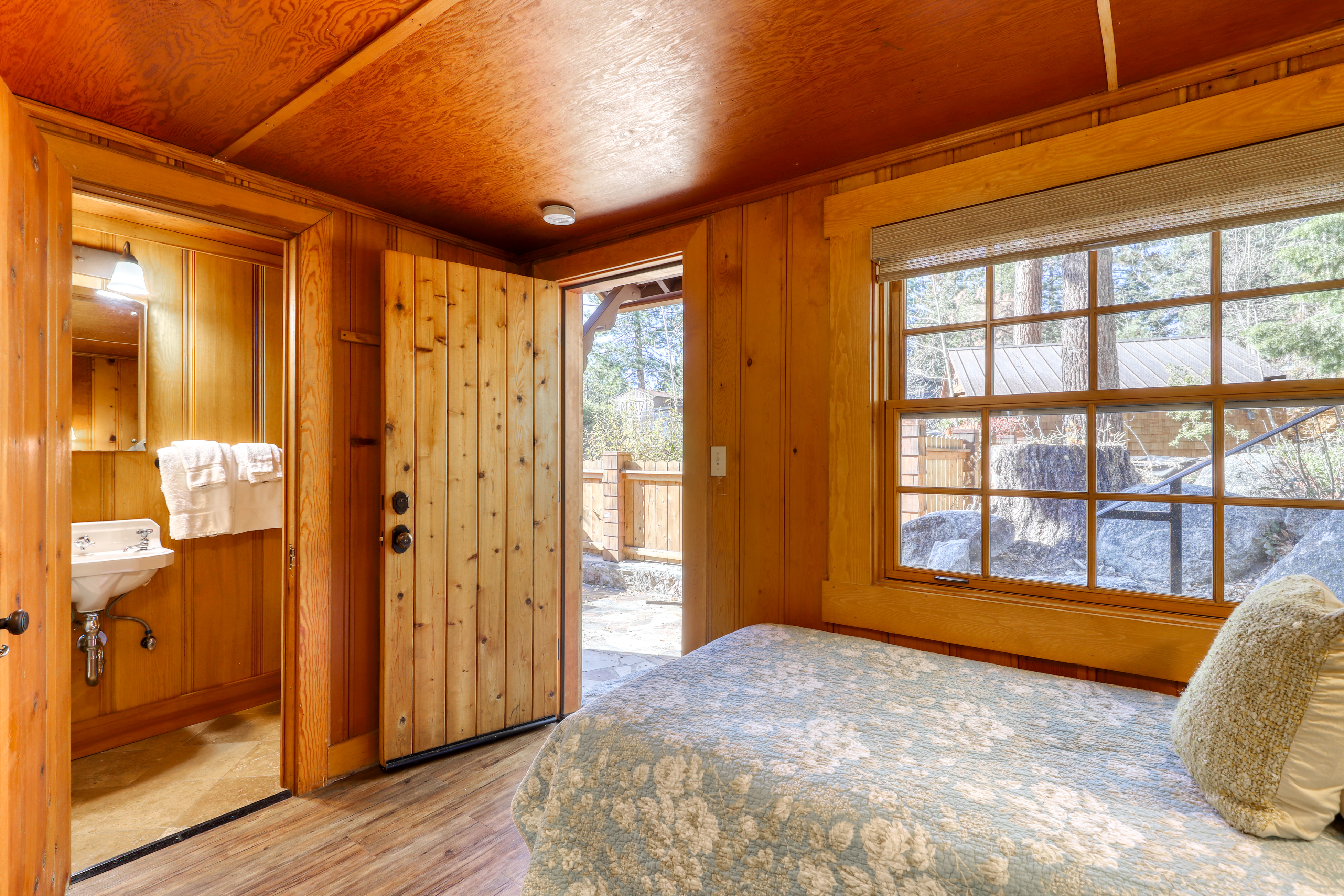 Lake Tahoe North Shore Home 978937