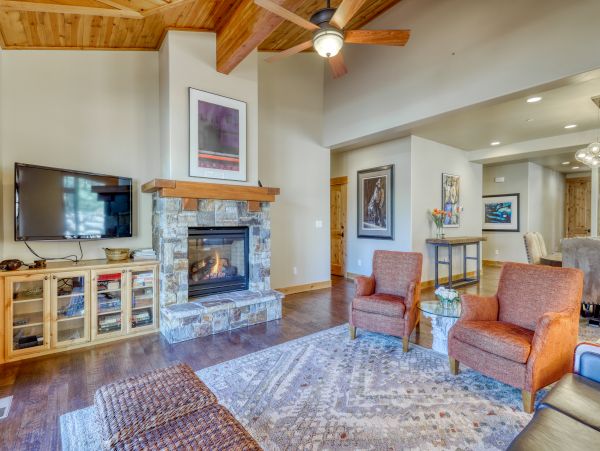 Lake Tahoe North Shore Home 978938