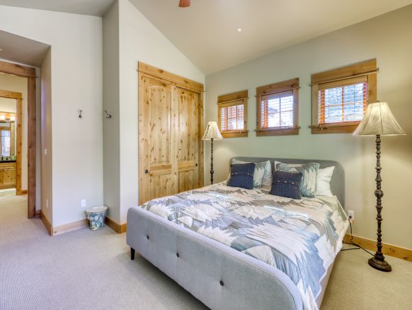 Lake Tahoe North Shore Home 978938