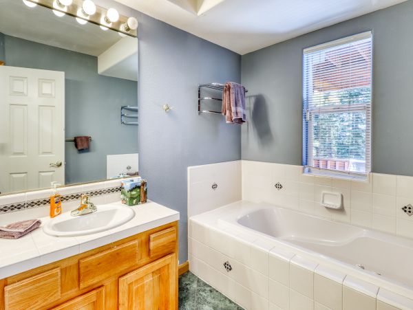 Lake Tahoe North Shore Home 978939