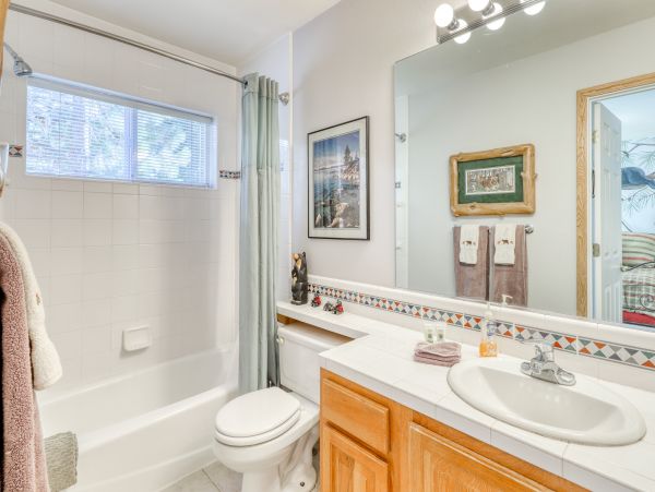Lake Tahoe North Shore Home 978939
