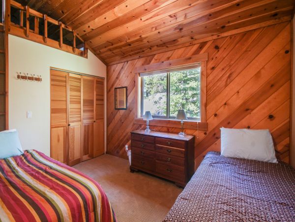 Lake Tahoe North Shore Home 978940