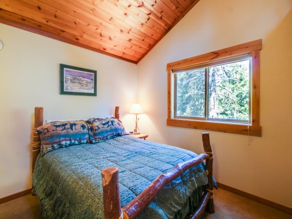 Lake Tahoe North Shore Home 978940