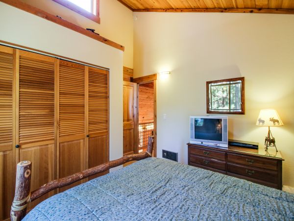 Lake Tahoe North Shore Home 978940