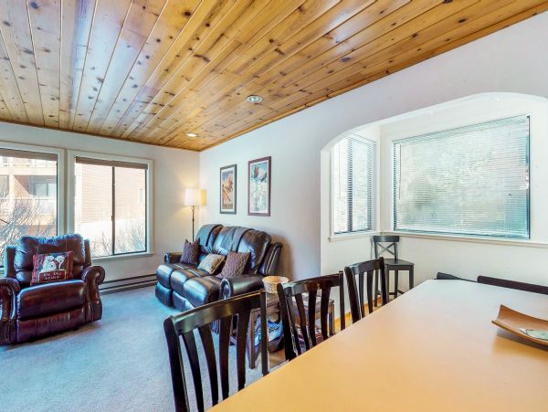 Lake Tahoe North Shore Home 978941