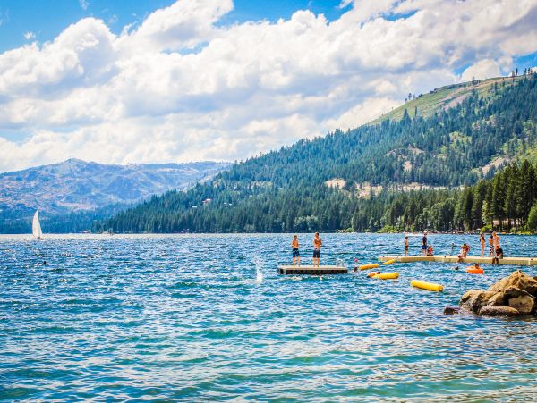 Lake Tahoe North Shore Home 978941