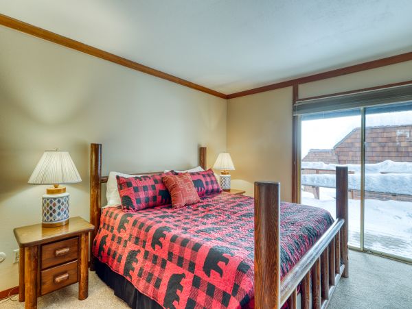 Lake Tahoe North Shore Home 978942
