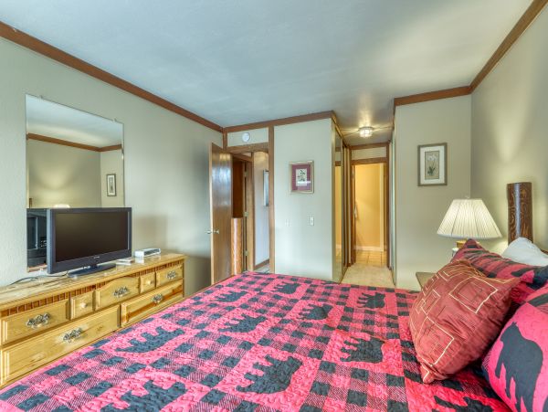 Lake Tahoe North Shore Home 978942