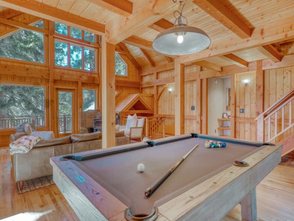 Lake Tahoe North Shore Home 978943