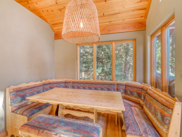 Lake Tahoe North Shore Home 978943