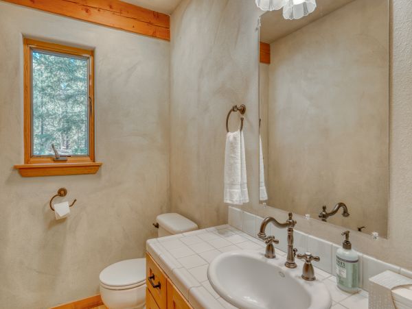 Lake Tahoe North Shore Home 978943