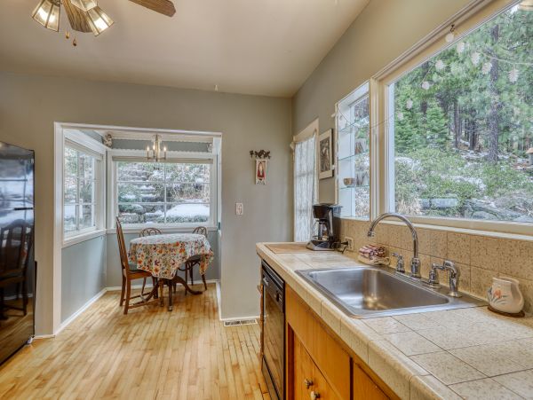 Lake Tahoe North Shore Home 978944