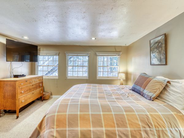 Lake Tahoe North Shore Home 978944