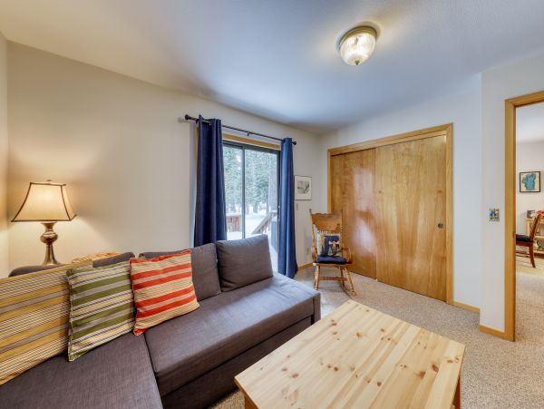 Lake Tahoe North Shore Home 978945