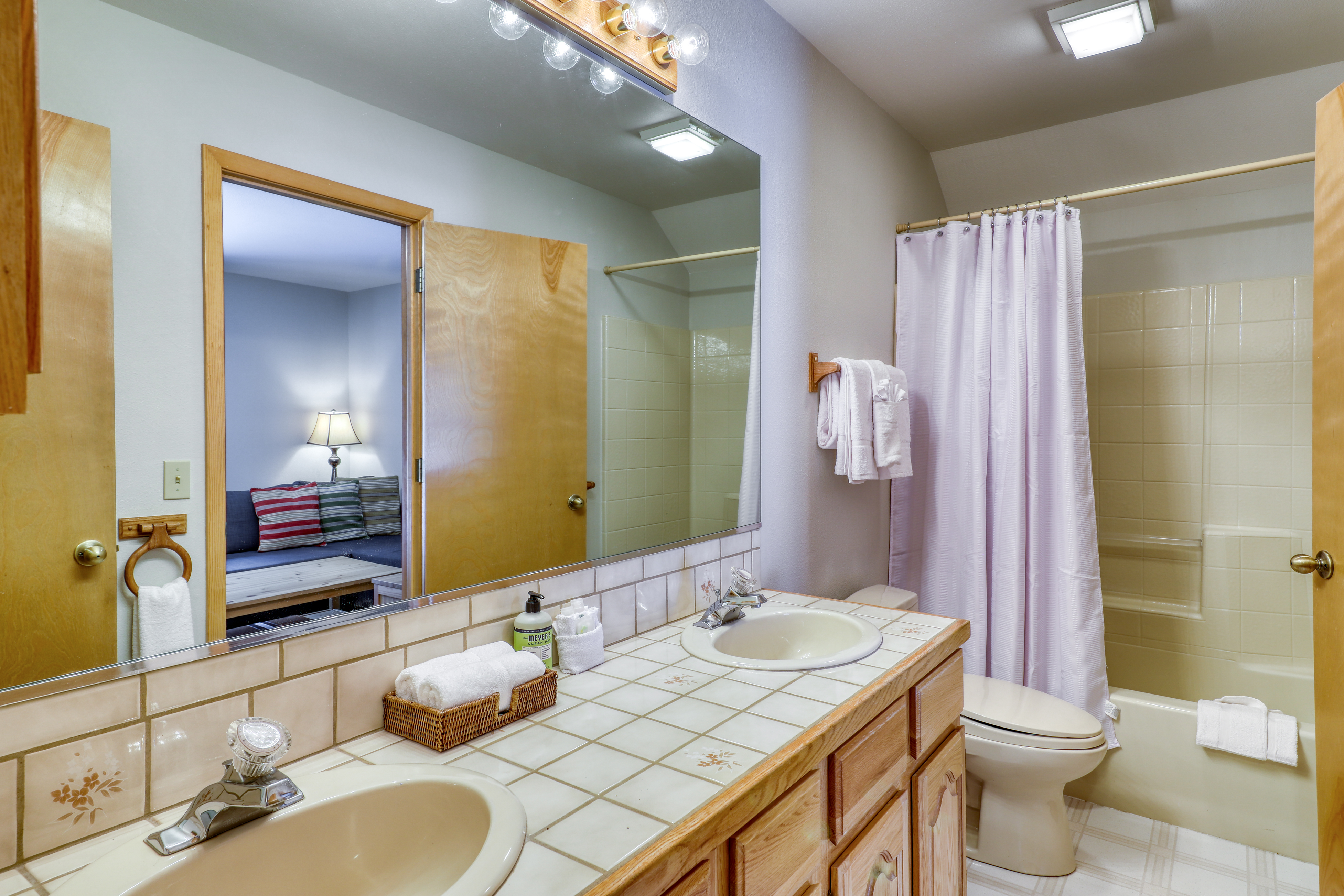 Lake Tahoe North Shore Home 978945